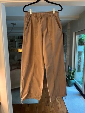 Zara Relaxed Fit Adjustable Hem Drawstring Pants in Tan size XS